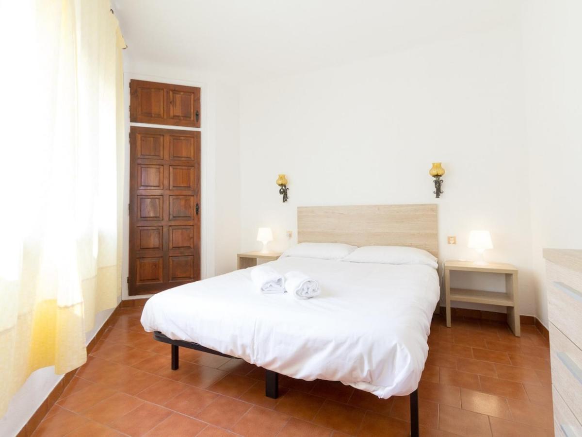 Guadalupe B Sistach Apartment L'Estartit